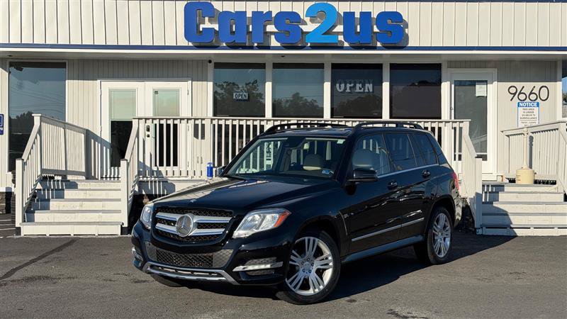 Used 2015 Mercedes-Benz GLK 350 4MATIC image 2