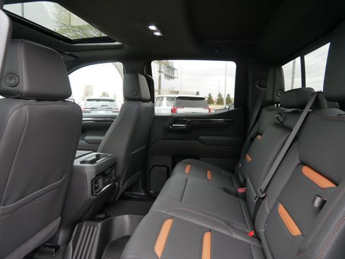 New 2026 GMC Sierra 1500 AT4 AWD/4WD image 7