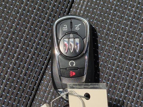 New 2026 Buick Envista Preferred w/ Convenience I Package FWD image 44