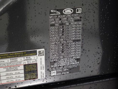 Certified 2026 Land Rover Range Rover Sport Dynamic SE AWD/4WD image 37