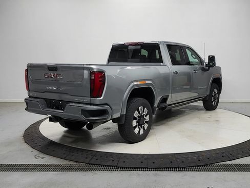 Used 2026 GMC Sierra 2500 Denali w/ Denali Reserve Package AWD/4WD image 8