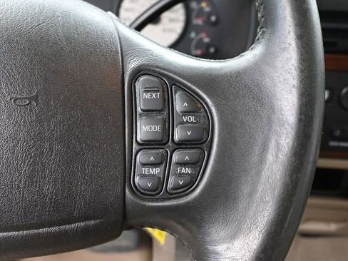 Used 2005 Ford F350 Lariat AWD/4WD image 25