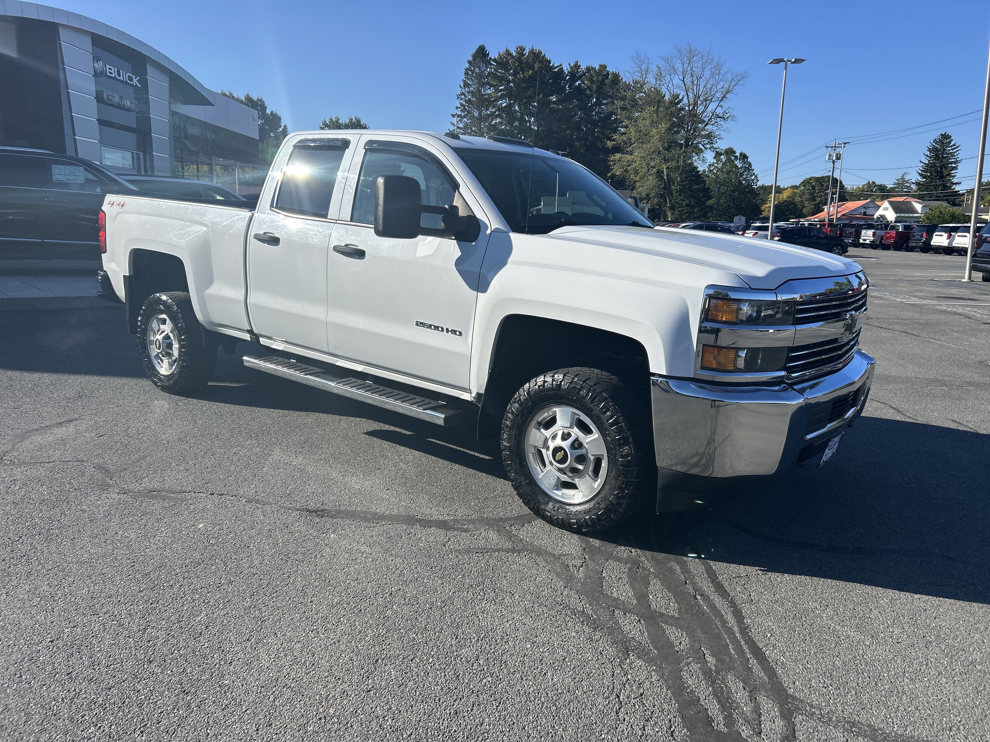 Used 2017 Chevrolet Silverado 2500 W/T w/ Snow Plow Prep Package AWD/4WD image 12