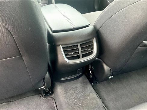Used 2025 Chevrolet Malibu LT FWD image 10