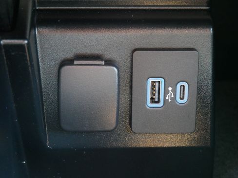 Used 2021 Ford Explorer ST w/ Equipment Group 401A AWD/4WD image 28
