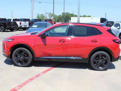 New 2025 Buick Envision Sport Touring image 2