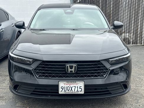 Used 2025 Honda Accord SE image 3