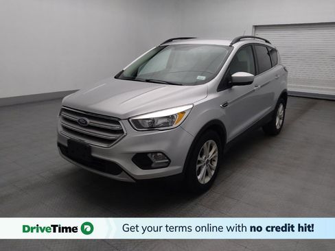 Used 2018 Ford Escape SE FWD image 1