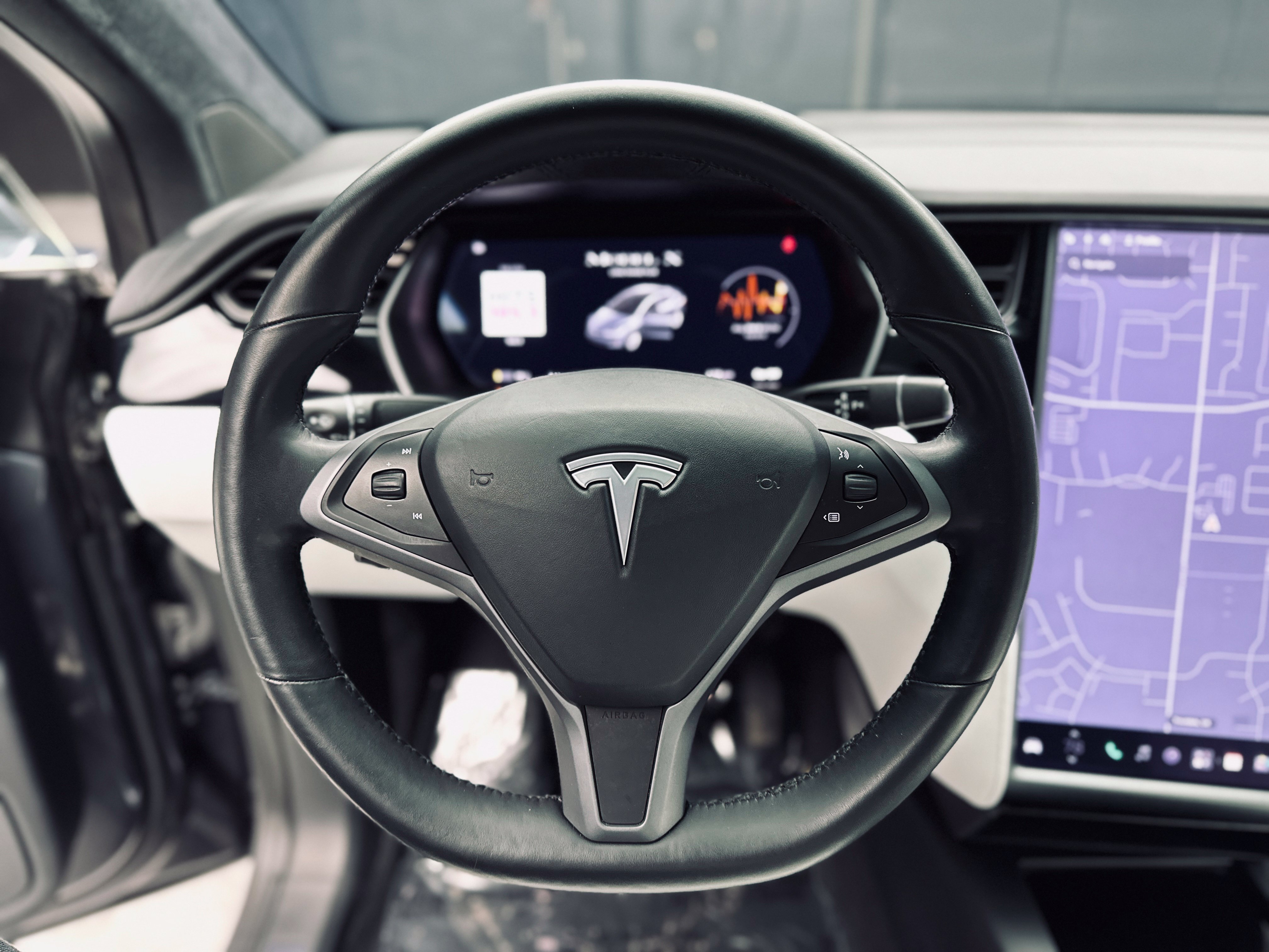Used 2020 Tesla Model X Long Range AWD/4WD image 25