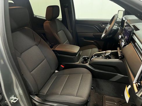 New 2026 GMC Canyon Elevation w/ Convenience Package image 41