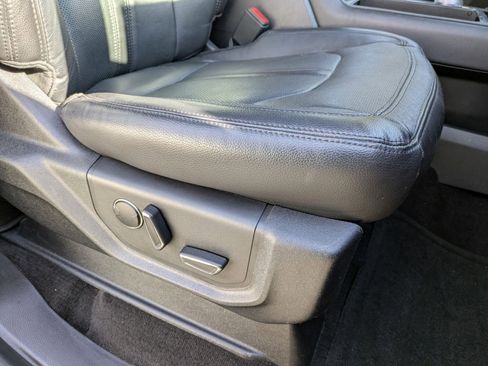 Used 2020 Ford Expedition Limited w/ Equipment Group 302A image 26