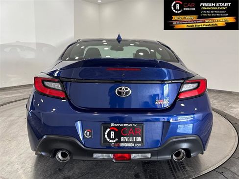 Used 2023 Toyota GR86 Premium w/ ALL Weather Mat Package (TMS) image 6