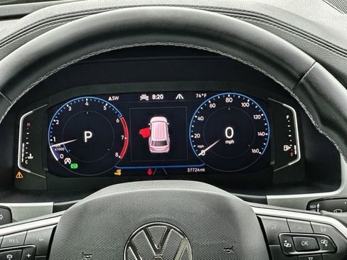 Used 2021 Volkswagen Atlas SEL Premium image 18