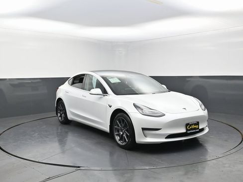 Used 2019 Tesla Model 3 Long Range image 4