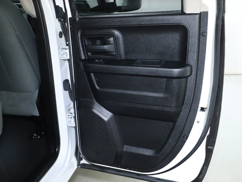 Used 2015 RAM 1500 Express AWD/4WD image 30