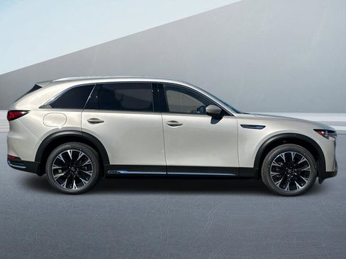 New 2026 MAZDA CX-90 Plug-In Hybrid w/ Premium Plus image 2