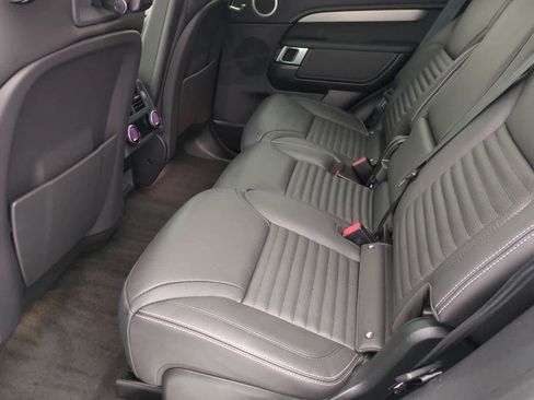 New 2026 Land Rover Discovery Dynamic SE image 20