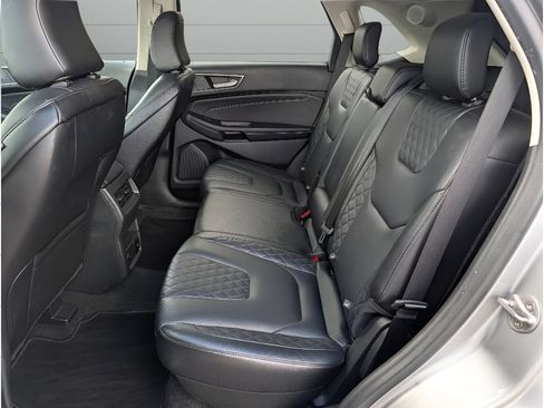 Used 2024 Ford Edge Titanium AWD/4WD image 29