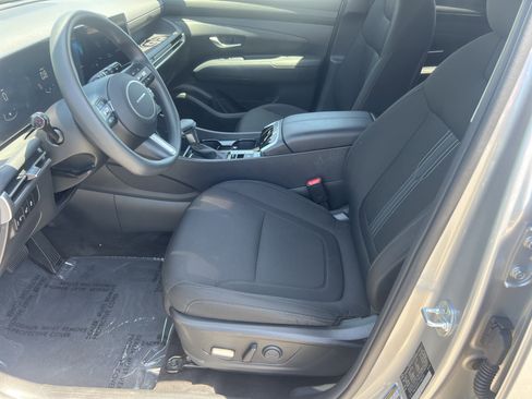 Used 2026 Hyundai Tucson SEL FWD image 9