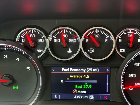 Used 2021 Chevrolet Silverado 2500 LT w/ Convenience Package image 70