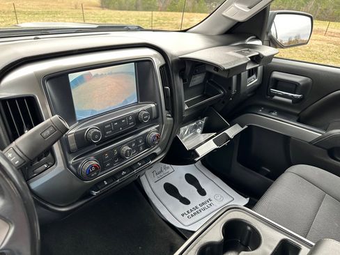 Used 2018 Chevrolet Silverado 1500 LT w/ All Star Edition image 20