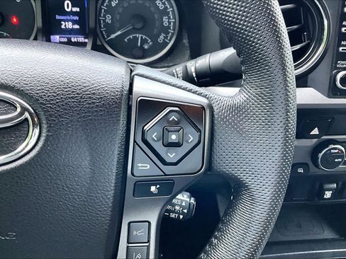 Certified 2021 Toyota Tacoma TRD Sport AWD/4WD image 23