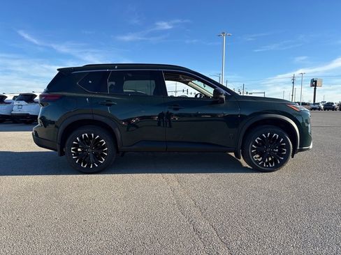 New 2026 Nissan Rogue SV image 8