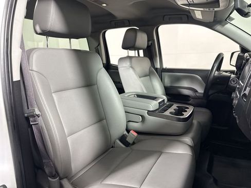 Used 2017 Chevrolet Silverado 1500 W/T w/ Trailering Package image 13