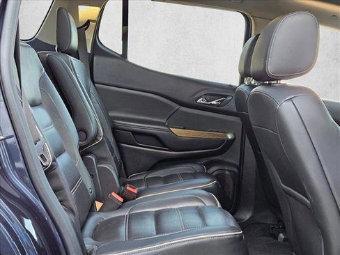 Used 2018 GMC Acadia Denali w/ Technology Package AWD/4WD image 17