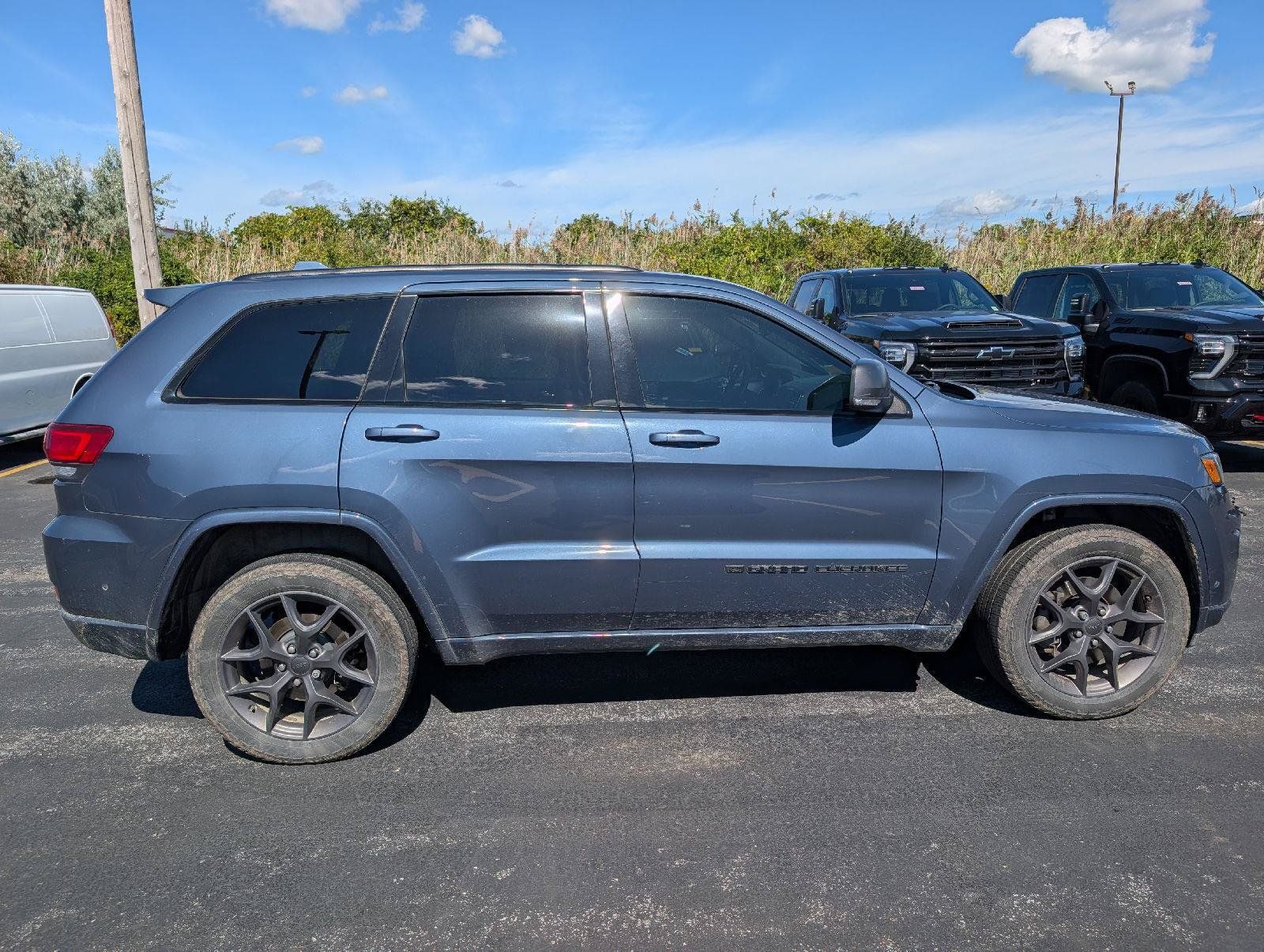 Used 2021 Jeep Grand Cherokee Limited w/ Quick Order Package 28K 80th AWD/4WD image 9