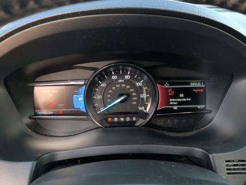 Used 2016 Ford Explorer XLT w/ Equipment Group 202A image 17