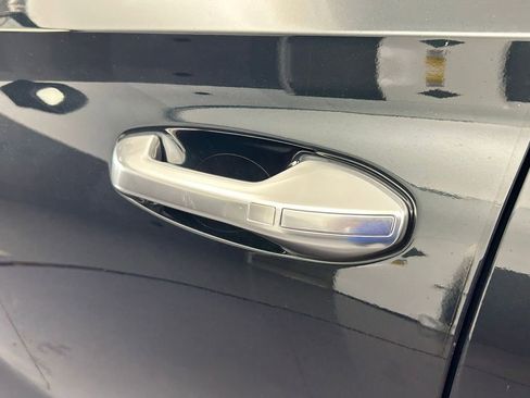 Used 2024 Hyundai Palisade Calligraphy image 40