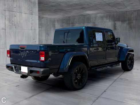 Used 2025 Jeep Gladiator Sport AWD/4WD image 7