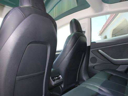 Used 2022 Tesla Model 3 Long Range AWD/4WD image 13