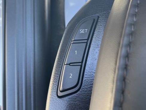 Used 2021 MAZDA CX-5 Signature image 5