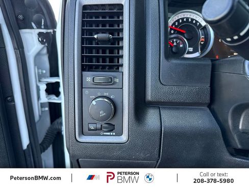 Used 2021 RAM 1500 Express AWD/4WD image 23