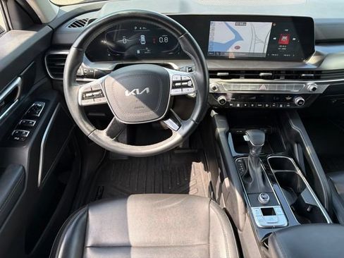 Used 2024 Kia Telluride LX FWD image 18