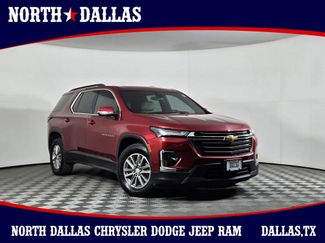 Used 2022 Chevrolet Traverse LT FWD video 1