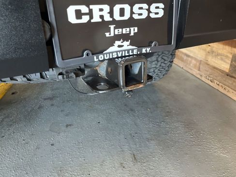 Used 2016 Jeep Wrangler Unlimited Rubicon w/ Connectivity Group AWD/4WD image 22