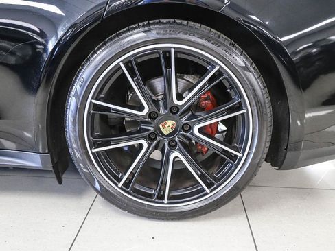 Used 2018 Porsche Panamera 4S w/ Premium Package Plus AWD/4WD image 28