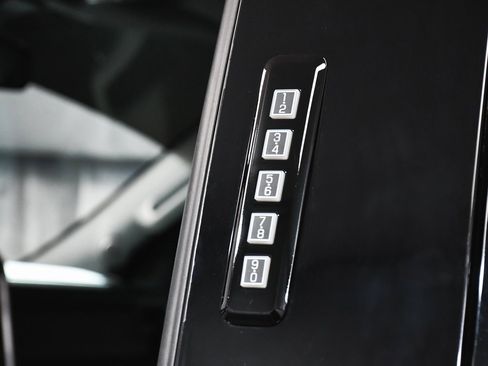 Used 2024 Ford F250 Limited image 13