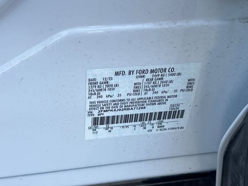 Used 2024 Ford Edge SEL image 31