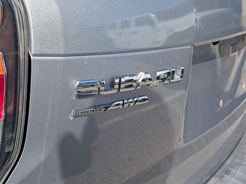 Used 2017 Subaru Forester 2.5i Premium image 14