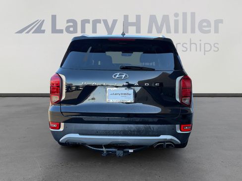 Used 2022 Hyundai Palisade SEL FWD image 4
