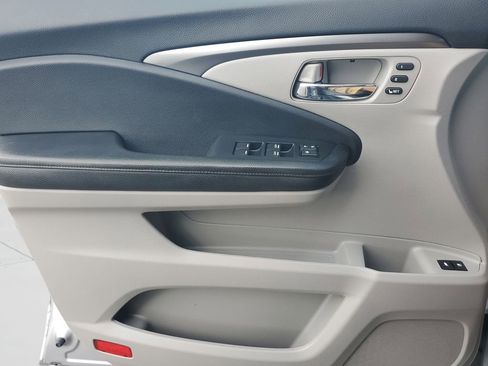 Used 2022 Honda Pilot Special Edition image 19
