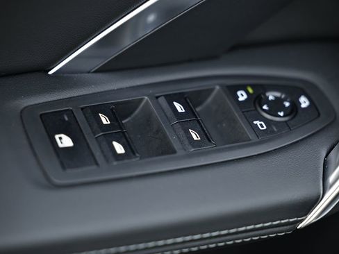 Used 2026 BMW X1 xDrive28i image 18