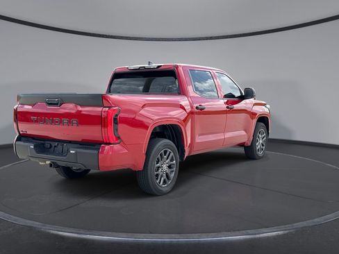 Used 2025 Toyota Tundra SR AWD/4WD image 11
