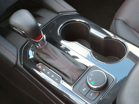 Used 2025 Chevrolet Blazer RS image 27