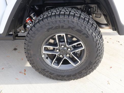 New 2026 Jeep Gladiator Mojave AWD/4WD image 19