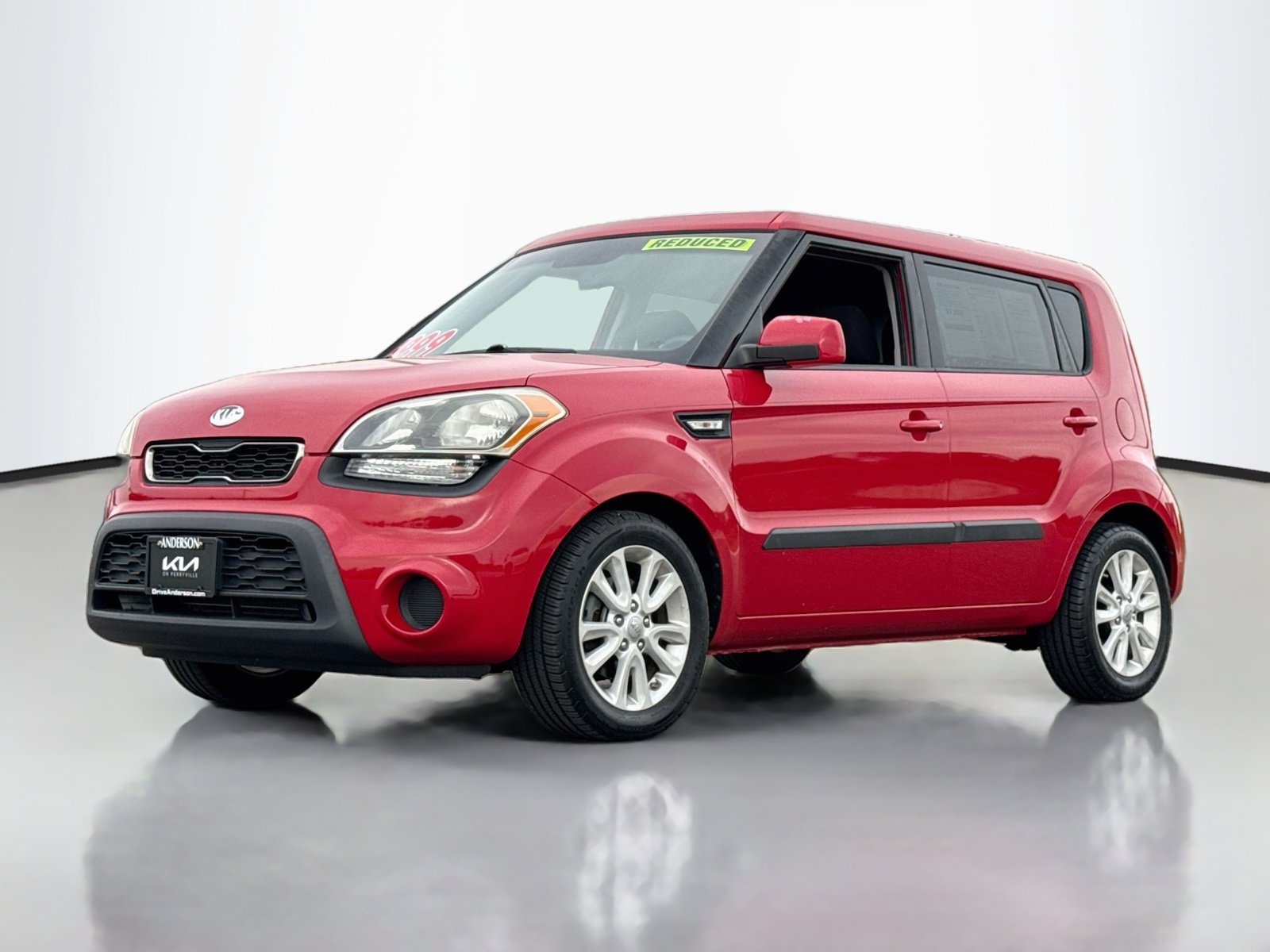 Used 2013 Kia Soul FWD image 3
